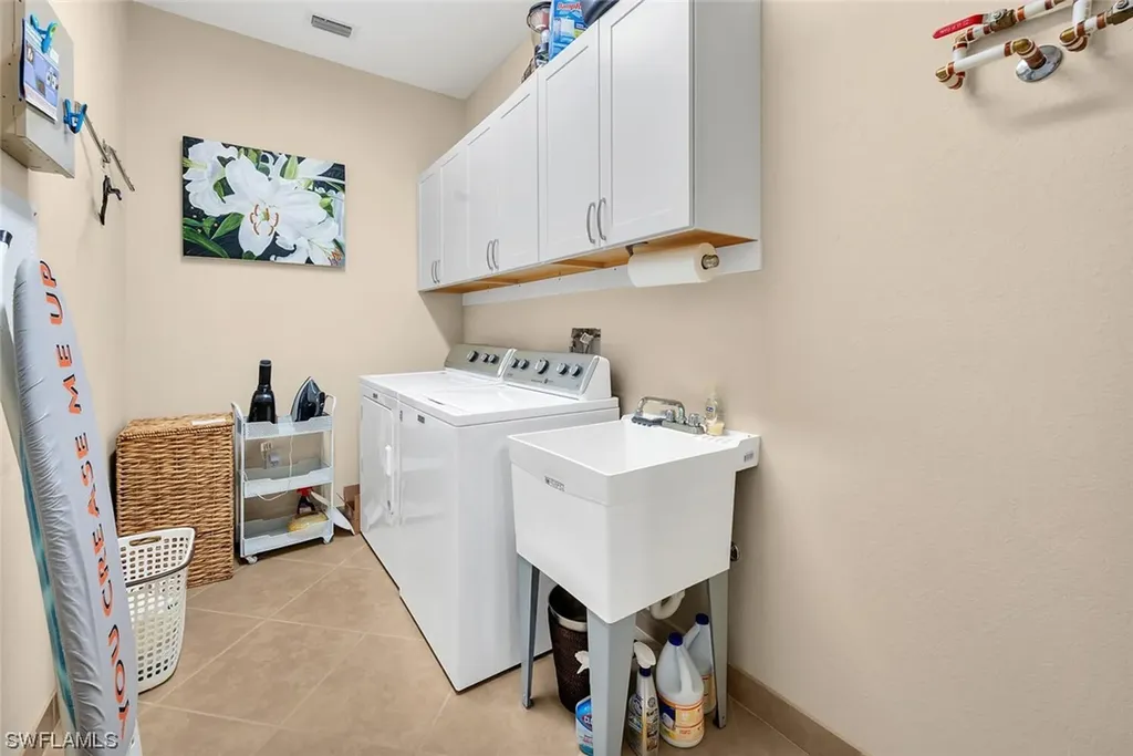 6533 Monterey Point Naples FL 34105