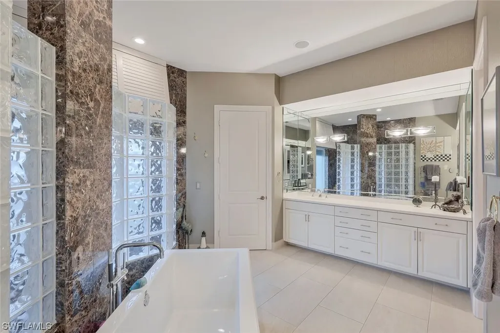 1510 Star Point Lane Naples FL 34112