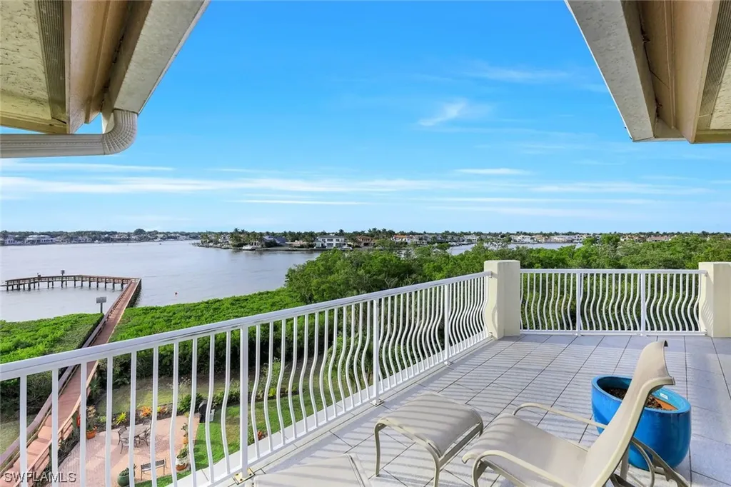 1510 Star Point Lane Naples FL 34112