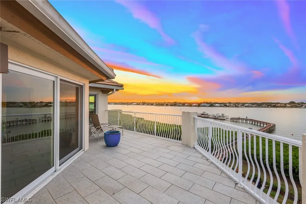 1510 Star Point Lane Naples FL 34112
