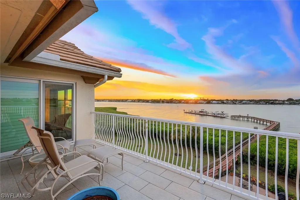 1510 Star Point Lane Naples FL 34112