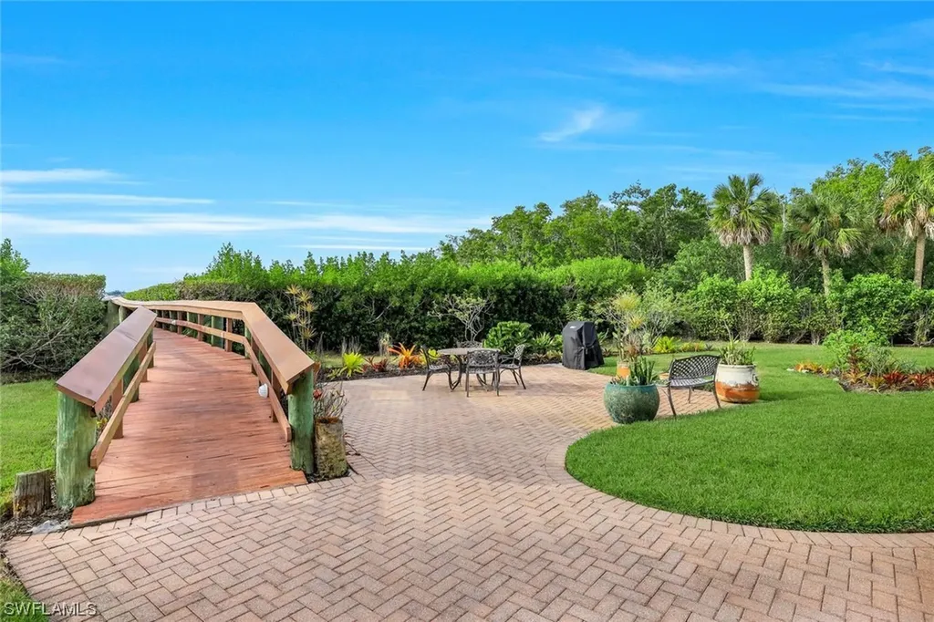 1510 Star Point Lane Naples FL 34112
