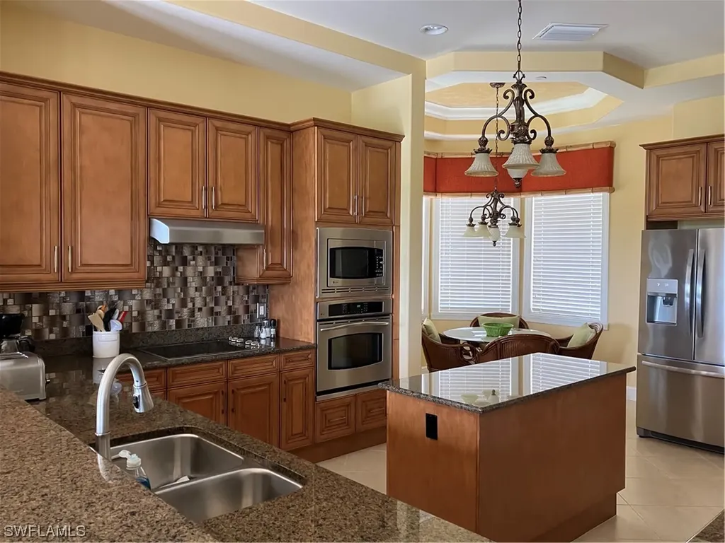 534 Avellino Isle Circle Naples FL 34119