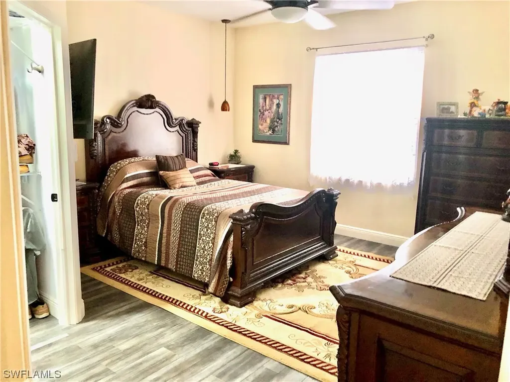 204 Stanhope Circle Naples FL 34104