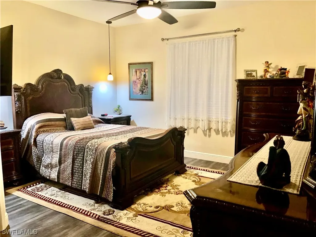 204 Stanhope Circle Naples FL 34104