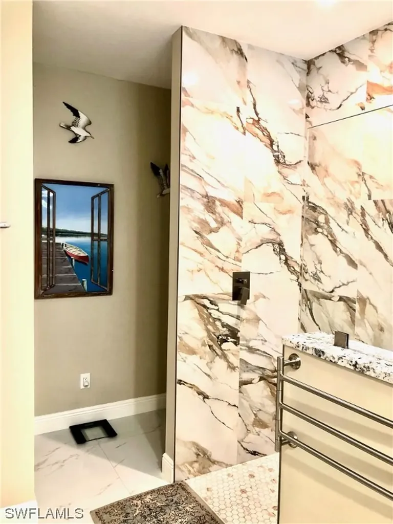 204 Stanhope Circle Naples FL 34104