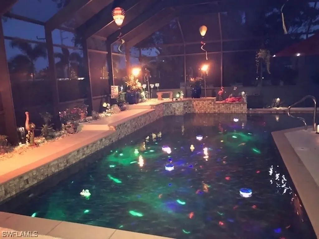 204 Stanhope Circle Naples FL 34104