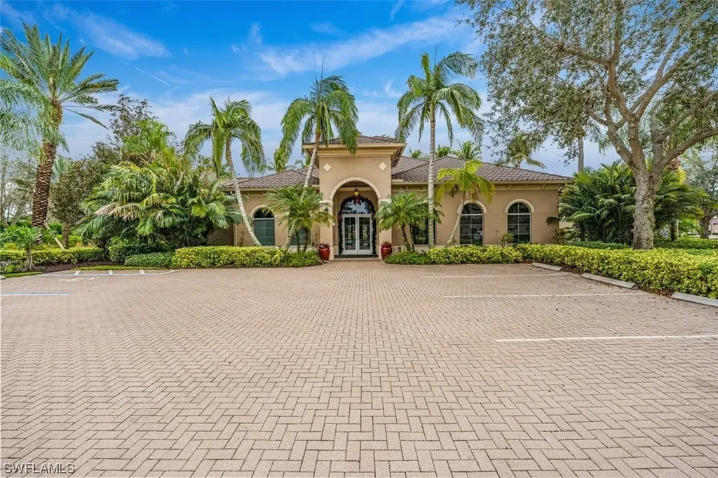 810 Regency Reserve Circle Naples FL 34119