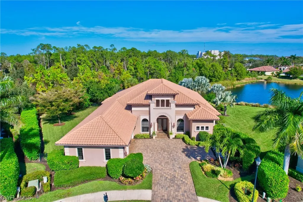 Naples FL, 7311 Squires Place