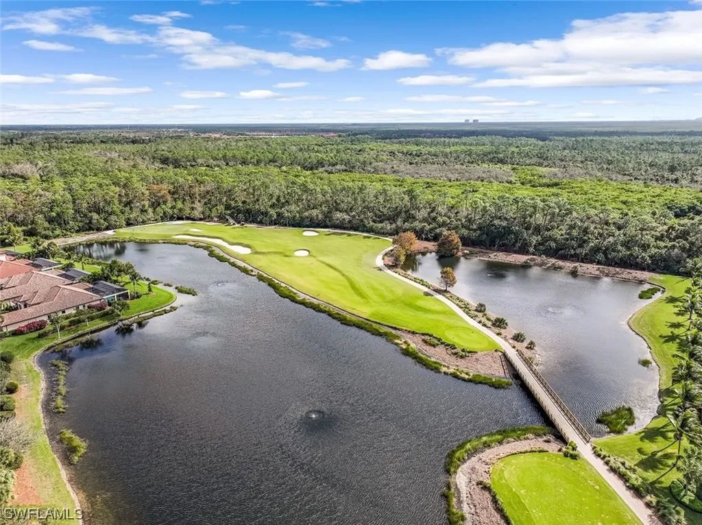 9828 Venezia Circle Naples FL 34113