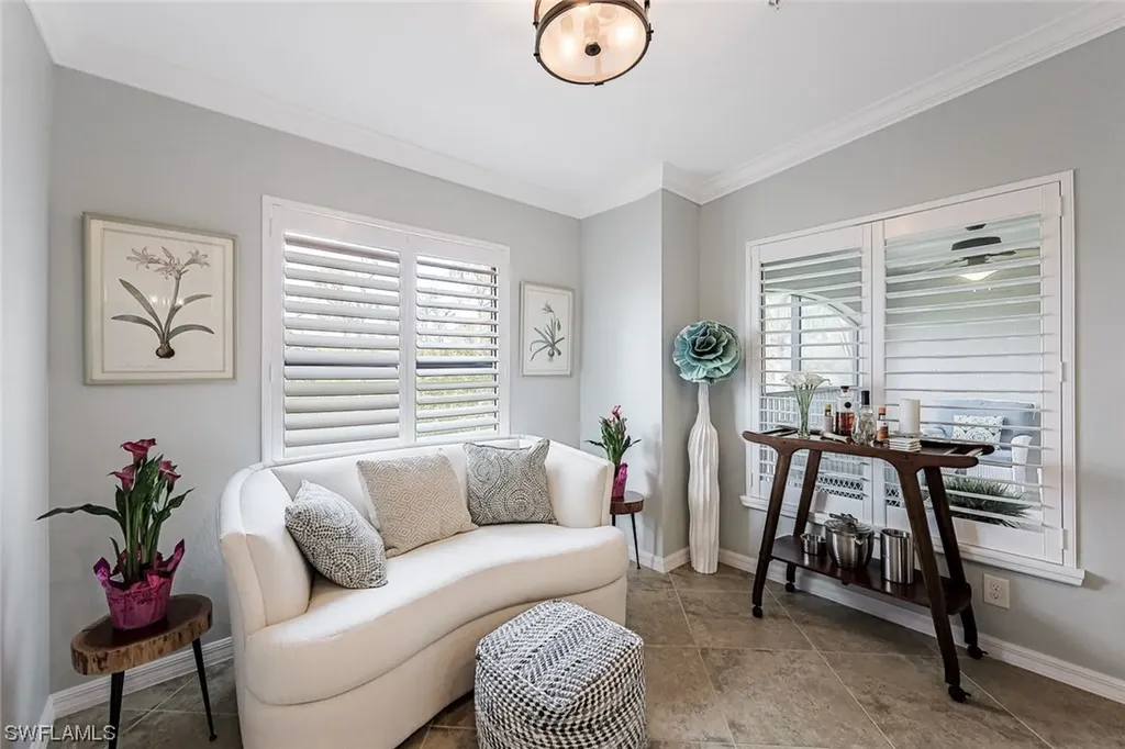 9828 Venezia Circle Naples FL 34113