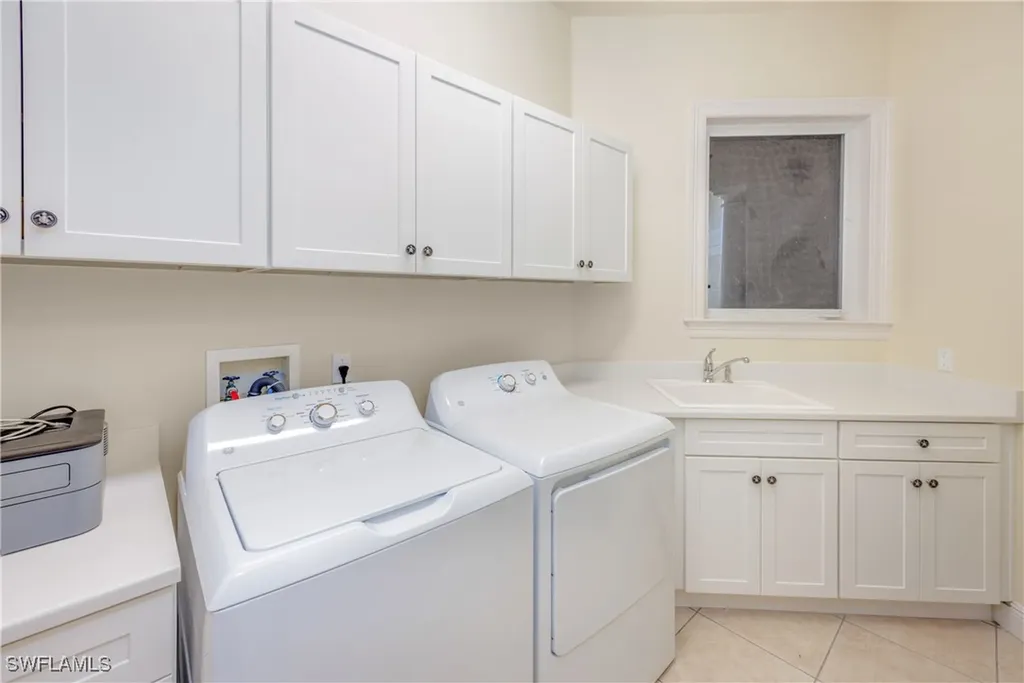 2364 Wulfert Road Sanibel FL 33957