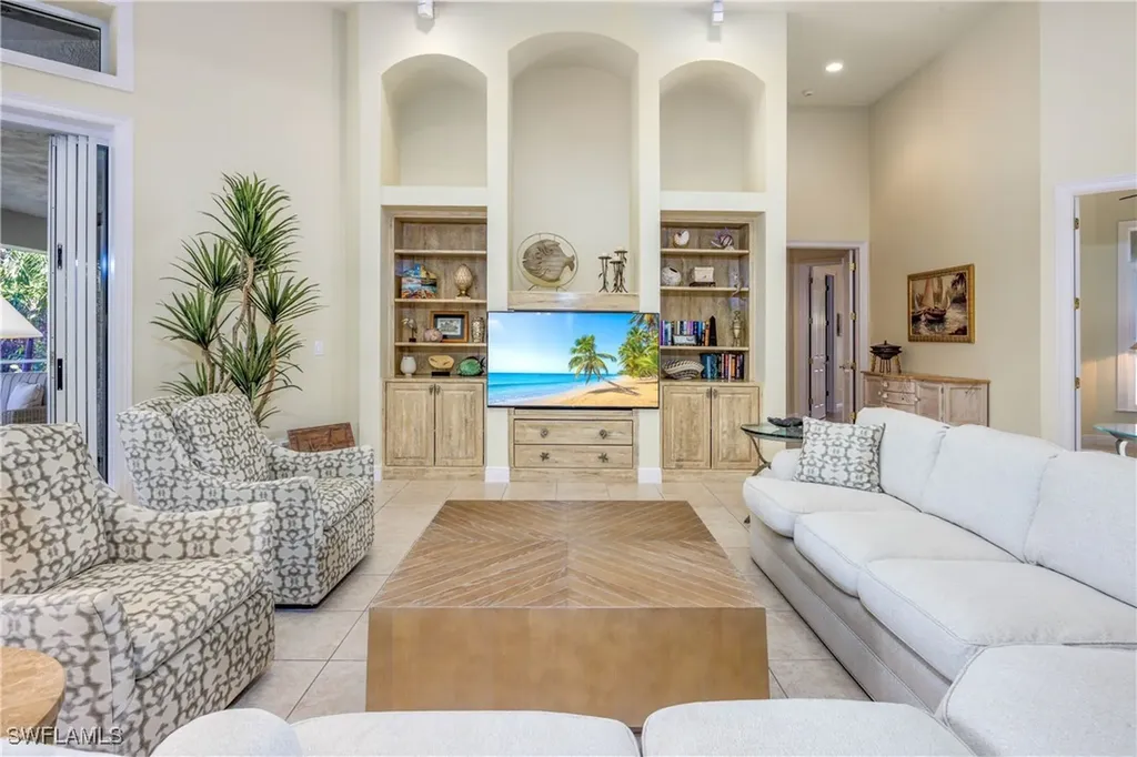2364 Wulfert Road Sanibel FL 33957