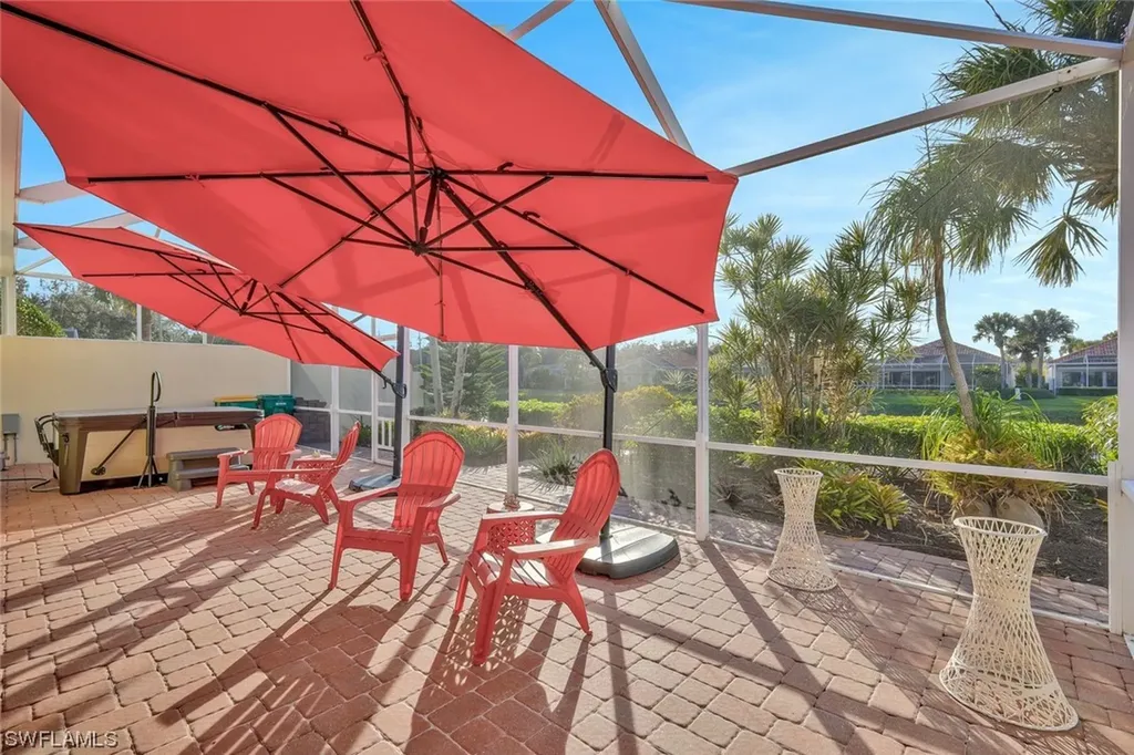 3913 Isla Ciudad Court Naples FL 34109