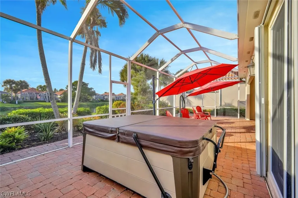 3913 Isla Ciudad Court Naples FL 34109
