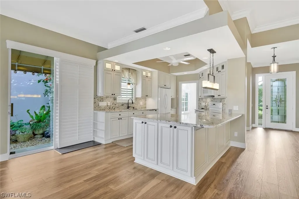 3461 Donoso Court Naples FL 34109