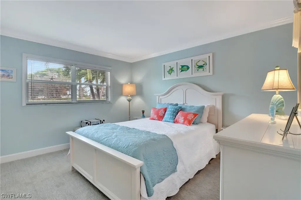 3055 Riviera Drive Naples FL 34103