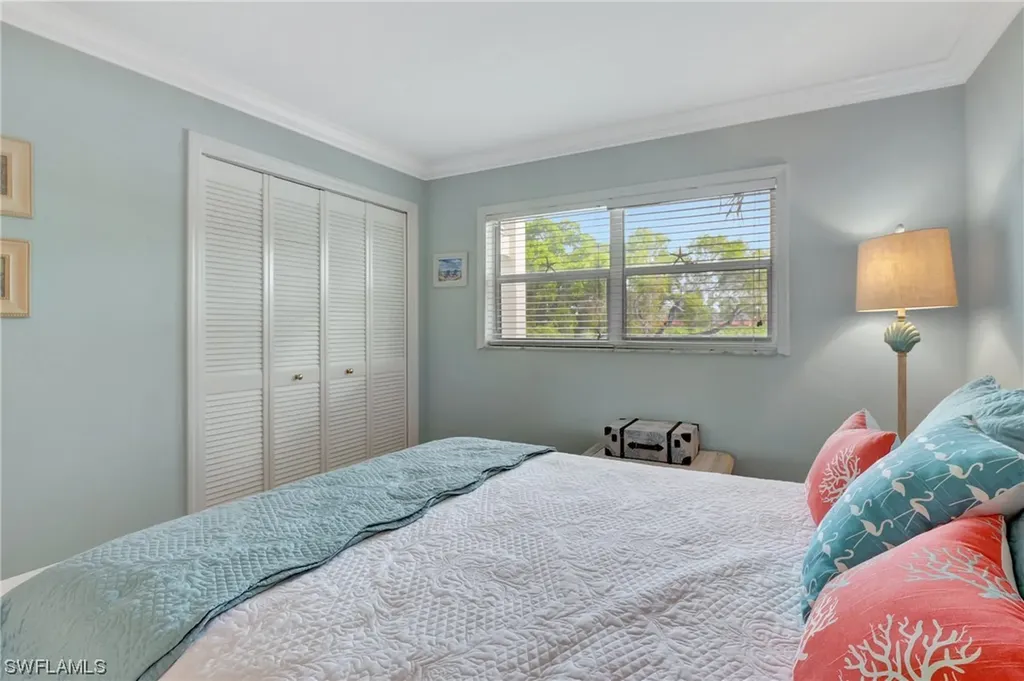 3055 Riviera Drive Naples FL 34103
