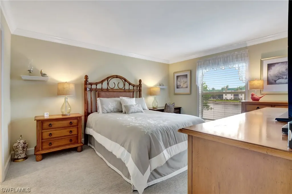 3055 Riviera Drive Naples FL 34103