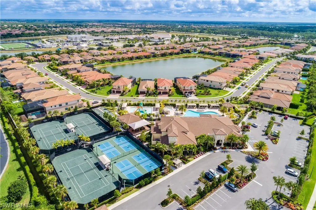 13769 Callisto Avenue Naples FL 34109