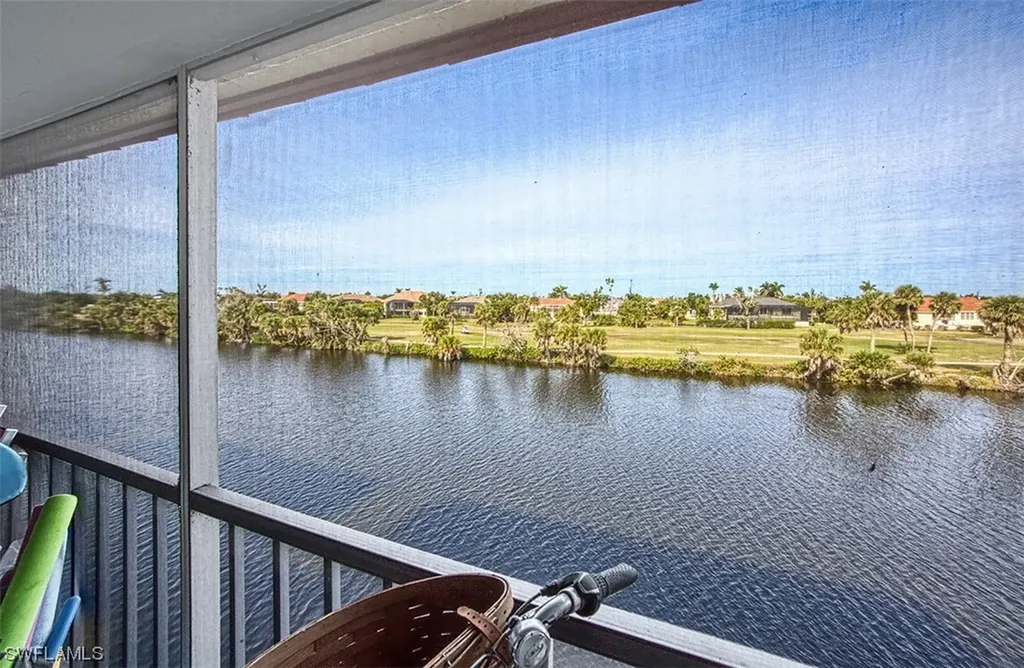 1610 Middle Gulf Drive Sanibel FL 33957