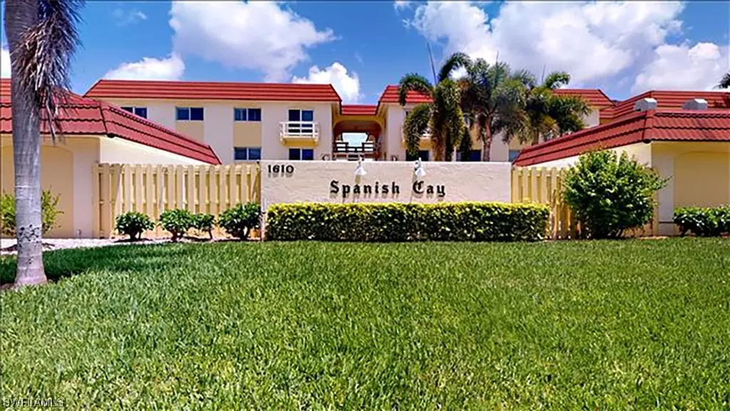 1610 Middle Gulf Drive Sanibel FL 33957
