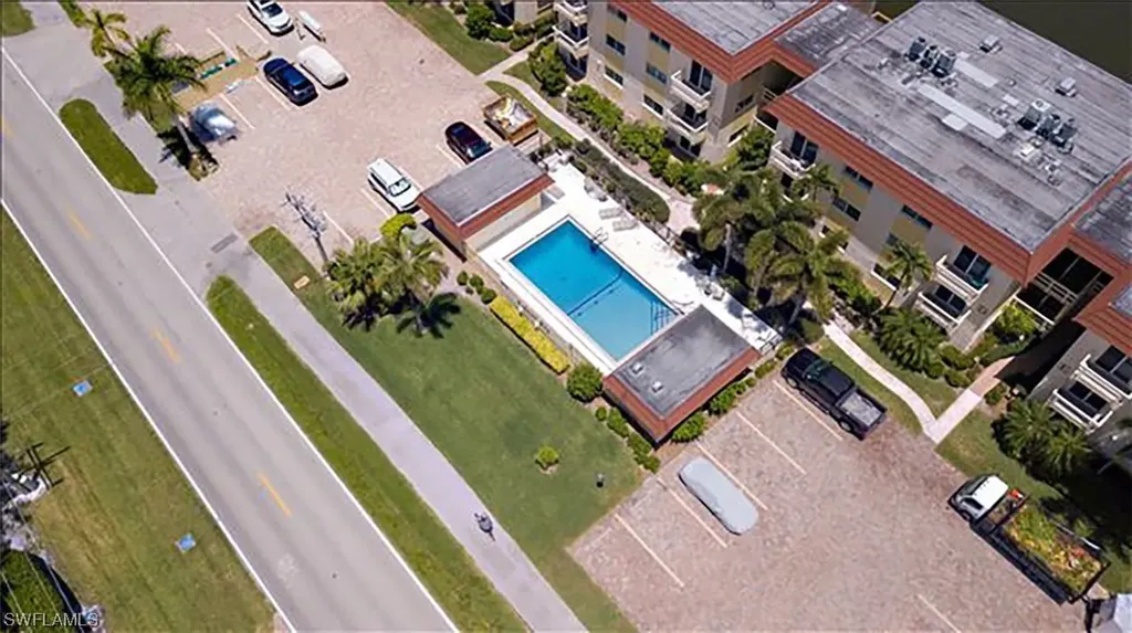 1610 Middle Gulf Drive Sanibel FL 33957