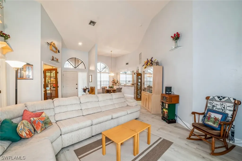 5980 Hidden Oaks Lane Naples FL 34119
