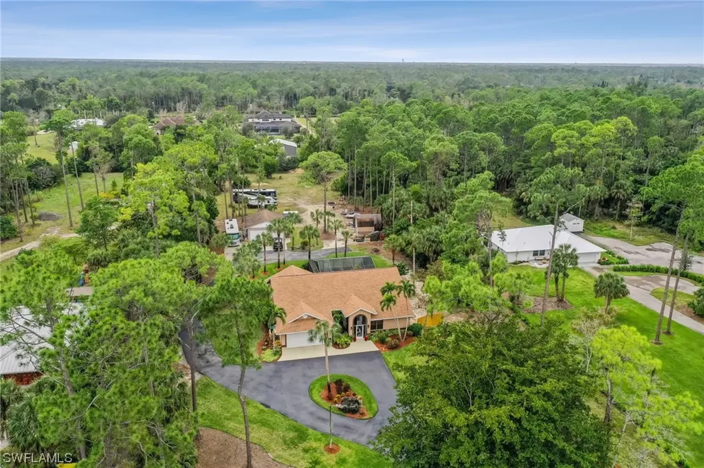 5980 Hidden Oaks Lane Naples FL 34119