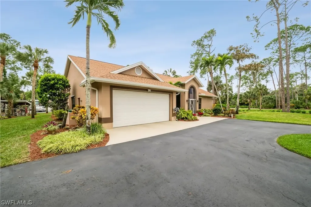 5980 Hidden Oaks Lane Naples FL 34119