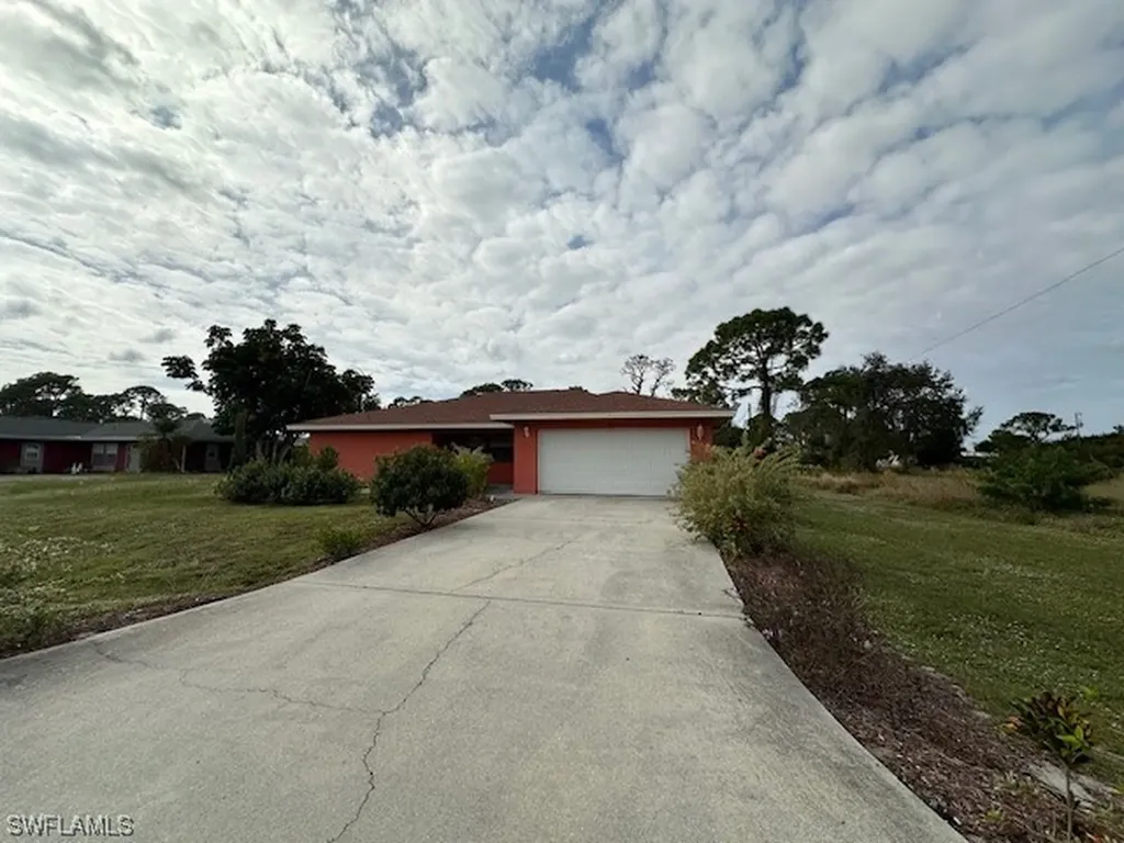 23 Clayton Avenue Lehigh Acres FL 33936