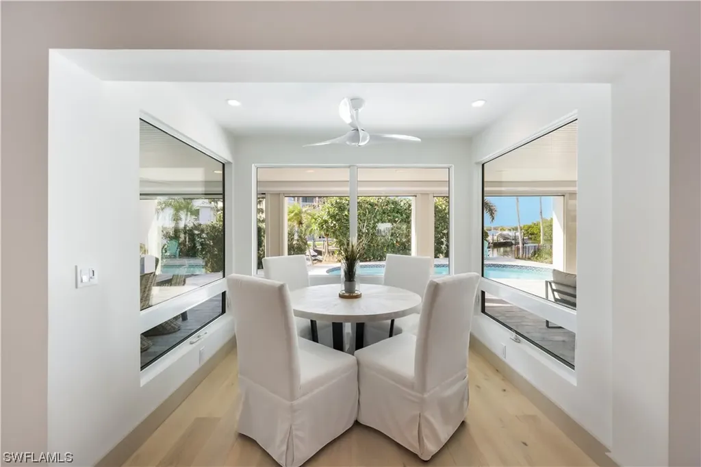 5215 Seashell Avenue Naples FL 34103