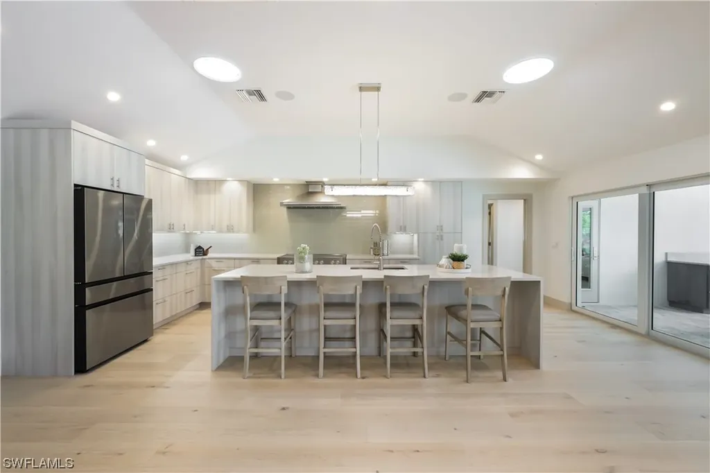 5215 Seashell Avenue Naples FL 34103