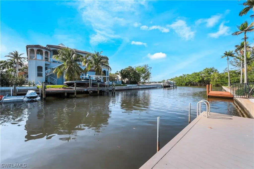 5215 Seashell Avenue Naples FL 34103