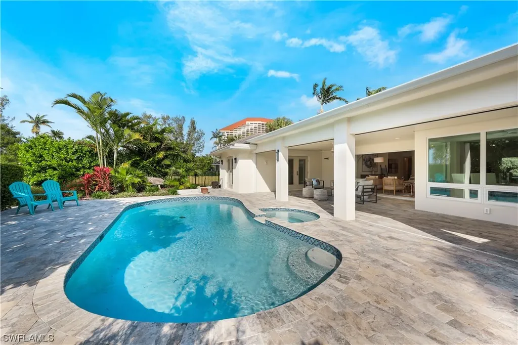 5215 Seashell Avenue Naples FL 34103