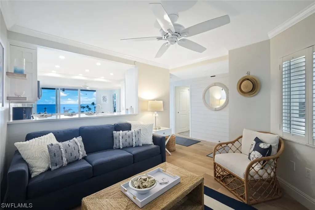 40 Seagate Drive Naples FL 34103