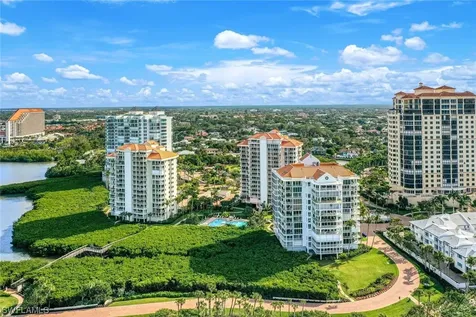 40 Seagate Drive Naples FL 34103
