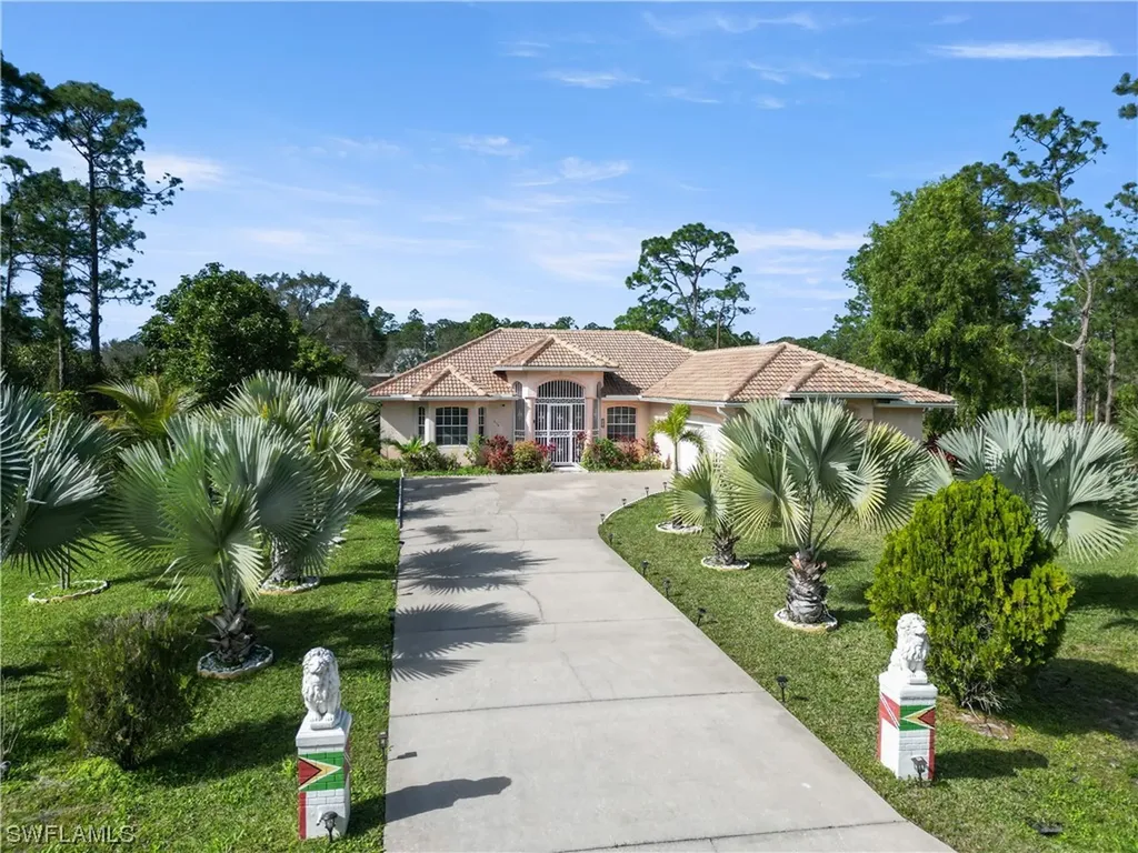 219 Columbus Avenue Lehigh Acres FL 33936