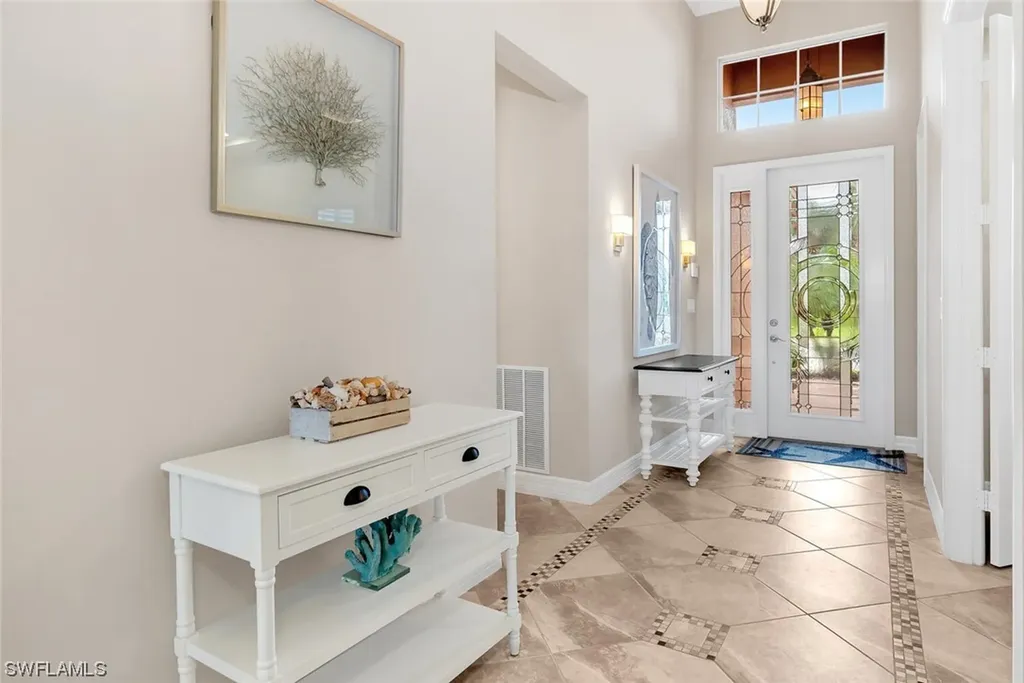 6769 Del Mar Terrace Naples FL 34105