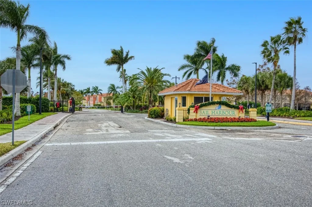 9820 Healthpark Circle Fort Myers FL 33908