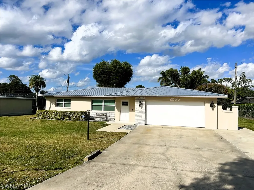 2255 Ephraim Avenue Fort Myers FL 33907