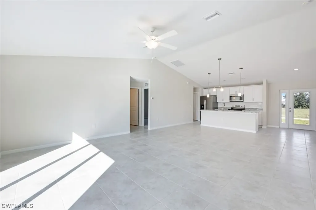1618 NE 6th Avenue Cape Coral FL 33909