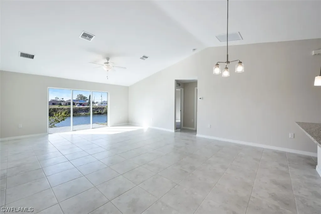 1618 NE 6th Avenue Cape Coral FL 33909