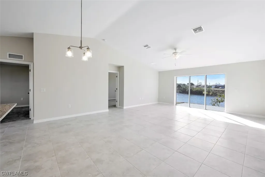 1618 NE 6th Avenue Cape Coral FL 33909