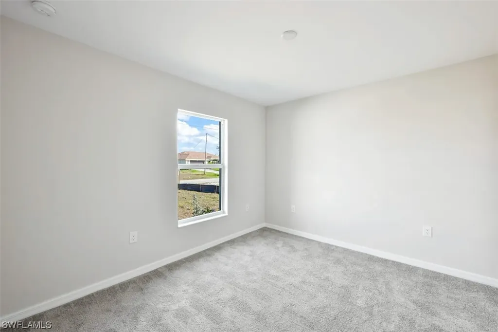 1618 NE 6th Avenue Cape Coral FL 33909