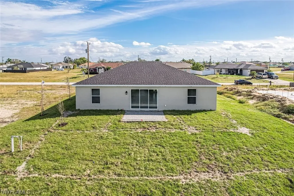 1618 NE 6th Avenue Cape Coral FL 33909
