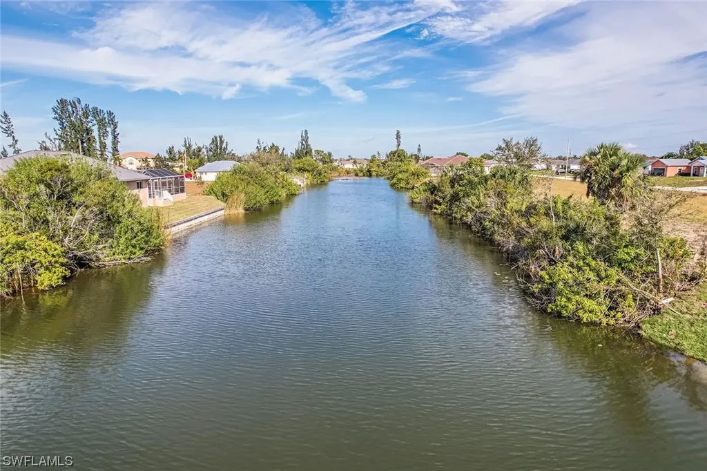 1618 NE 6th Avenue Cape Coral FL 33909