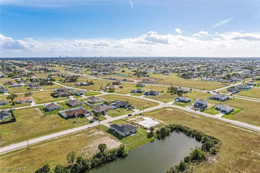 1618 NE 6th Avenue Cape Coral FL 33909