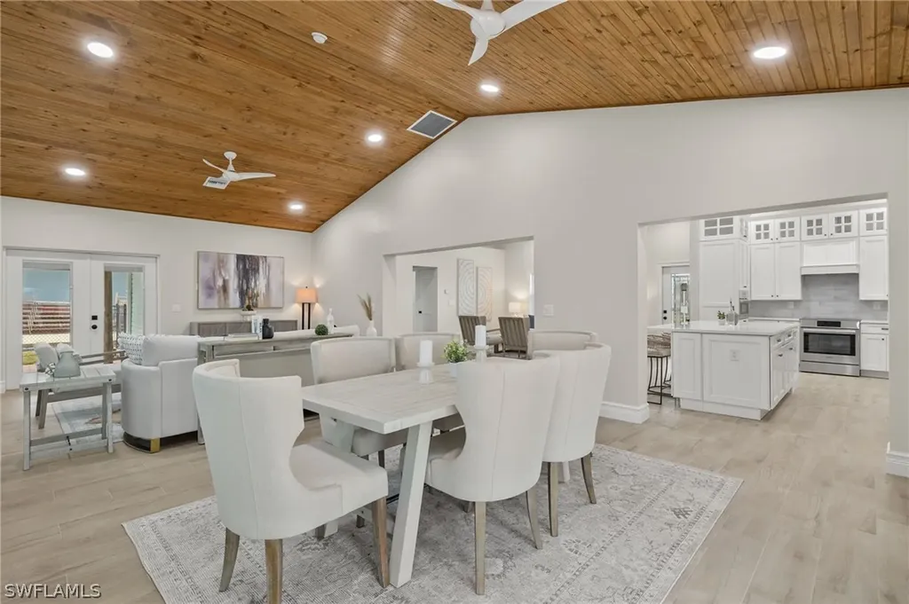 489 Madison Court Fort Myers Beach FL 33931