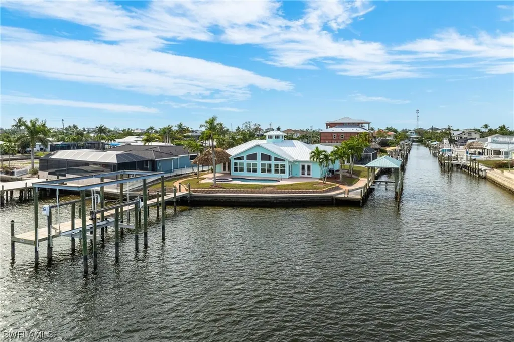 489 Madison Court Fort Myers Beach FL 33931